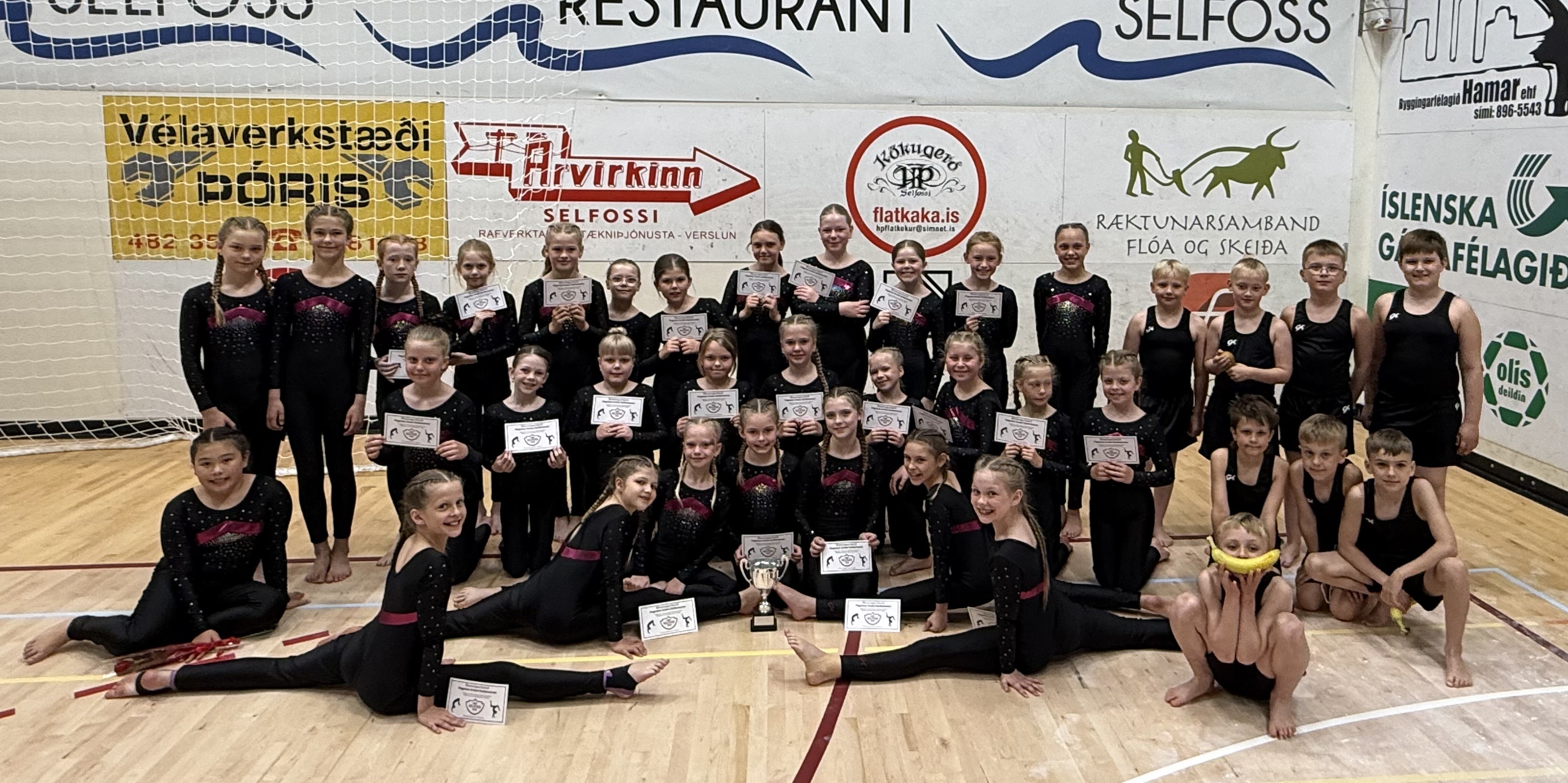 4. flokkur stúlkna og drengja - lið ársins