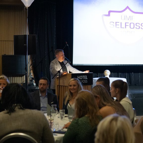 Ingvar Örn Ákason stýrði fjörinu