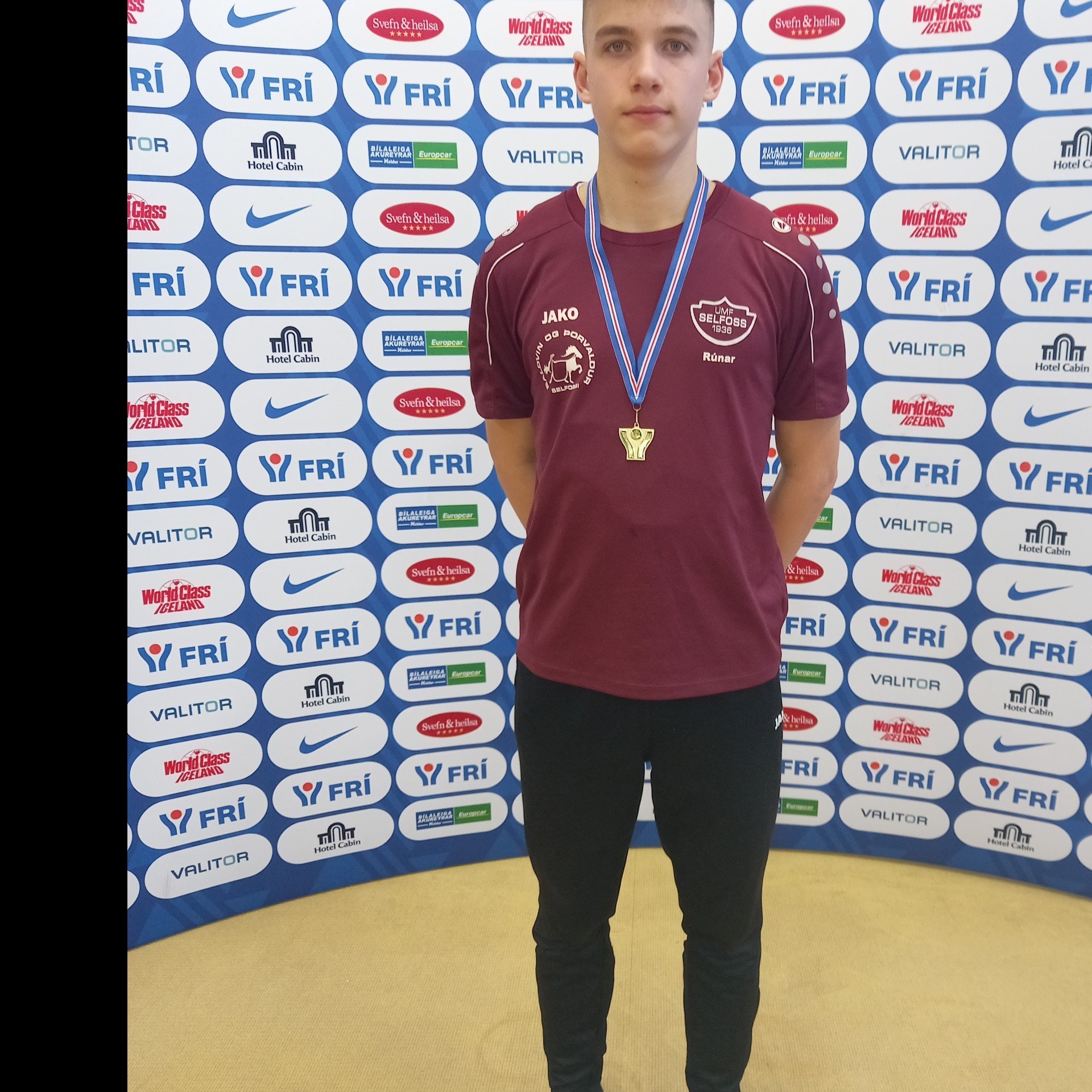 Hjálmar Vilhelm er Íslandsmethafi í þrístökki í flokki 15 ára pilta