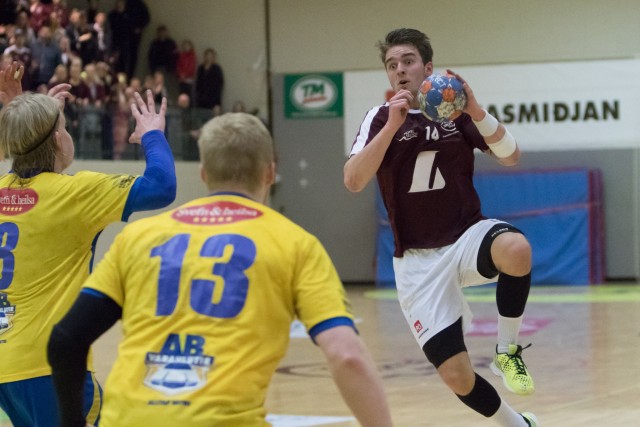 Handbotli - Leikur 4 Teitur Örn