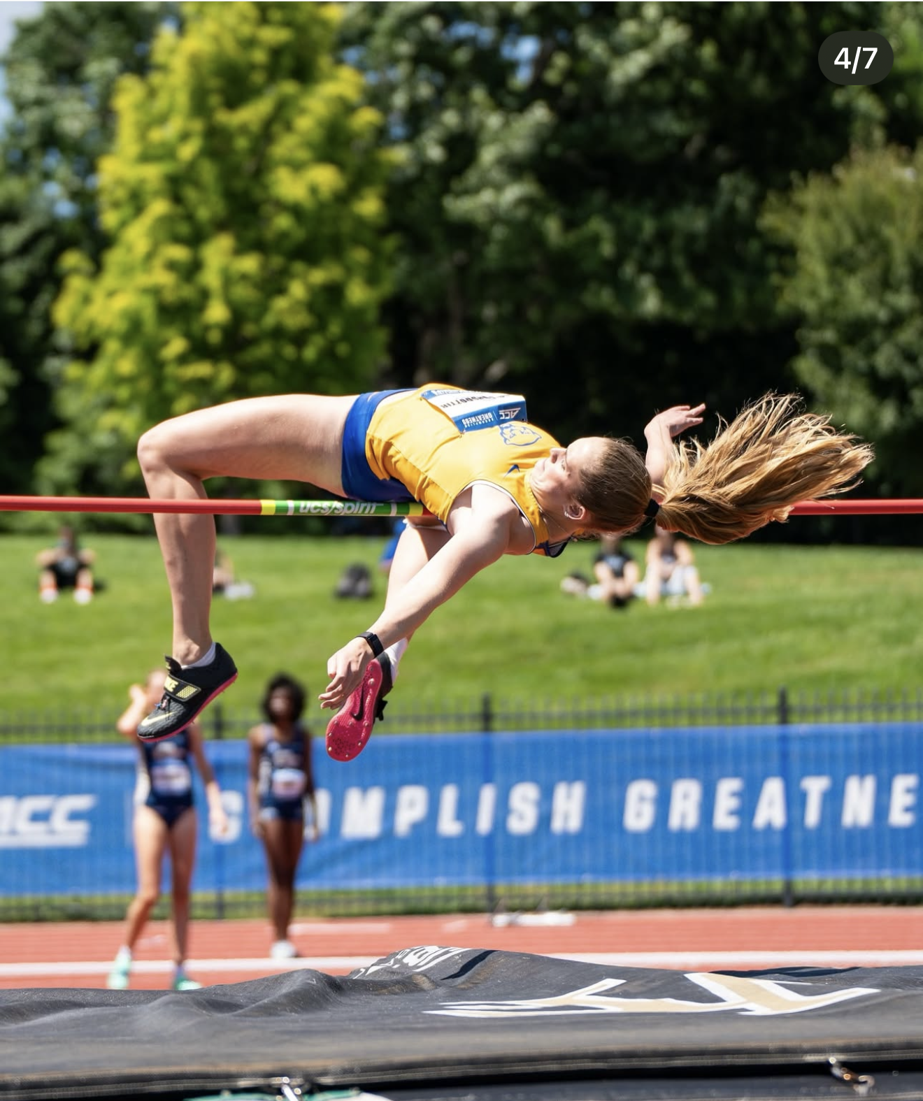 Eva María svífur yfir 1.80m í fyrstu tilraun