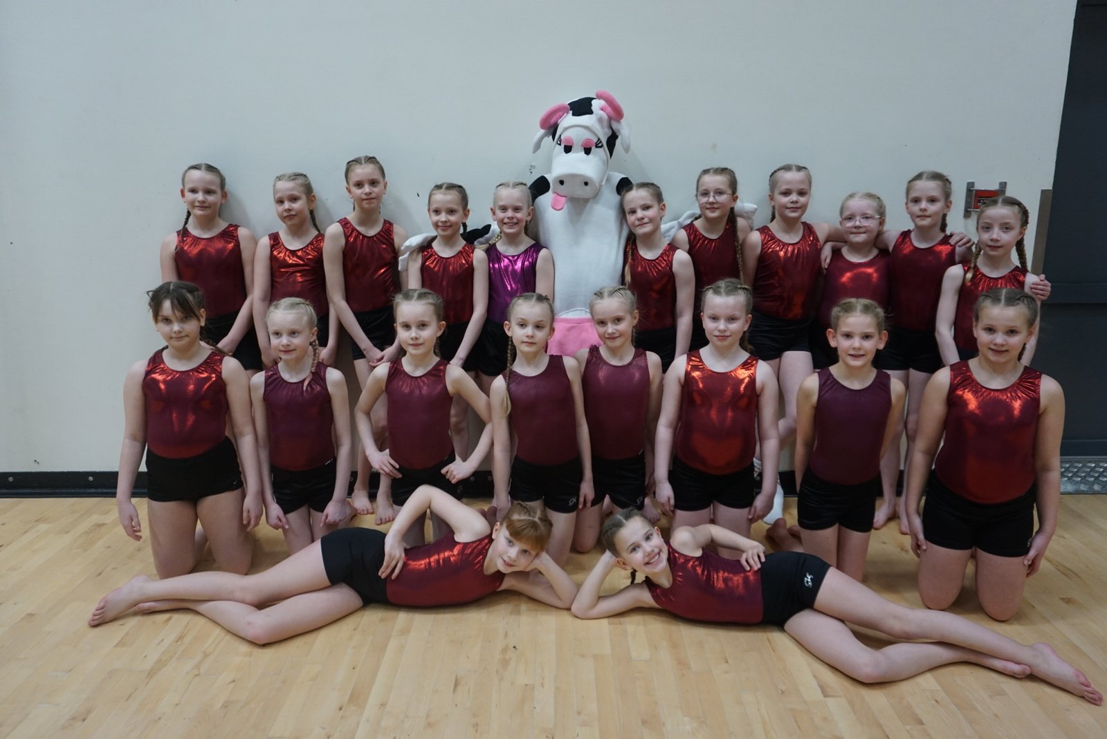 4. flokkur á Huppumótinu í Hópfimleikum